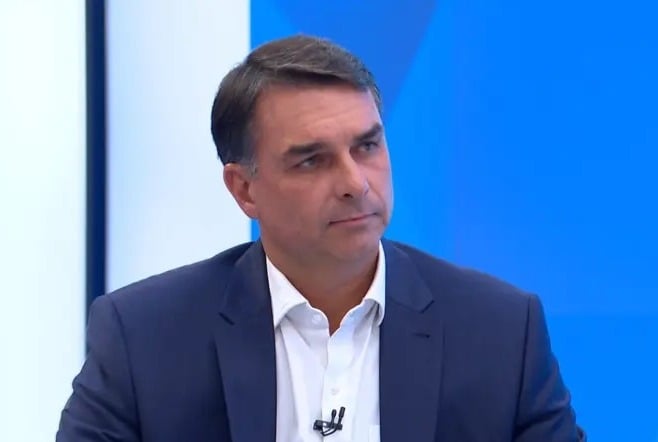 Eurasia aponta 75% de chance de vitória de Flávio sobre Lula no segundo turno