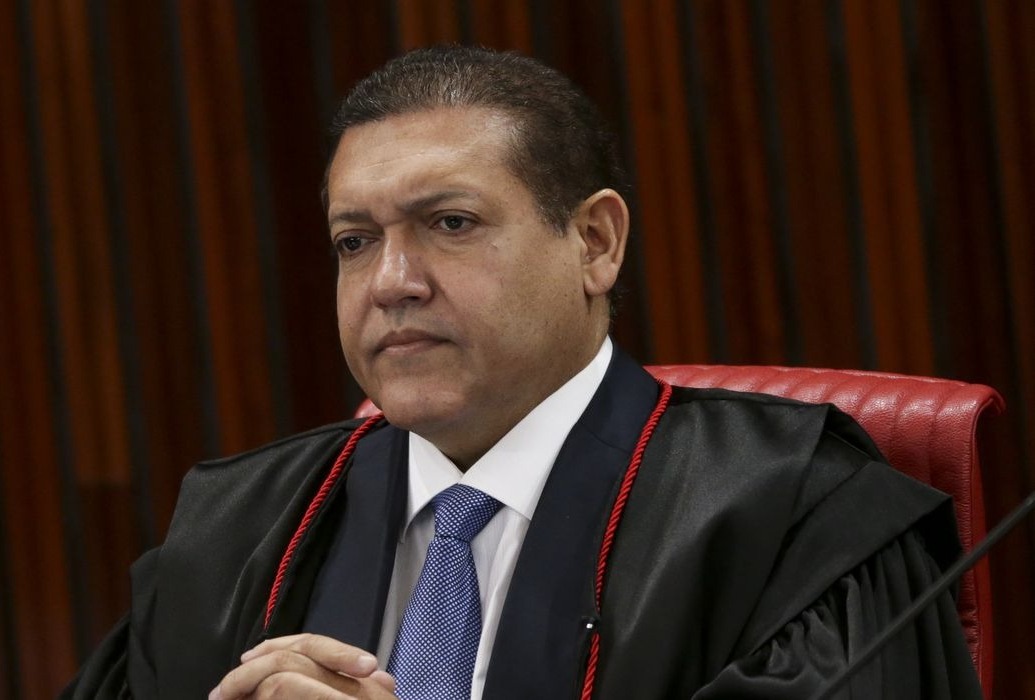 Após impasse sobre “Exército do Lula”, TSE exige registro de canais ligados a campanhas