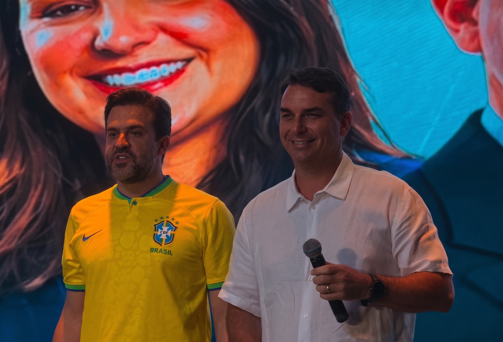 Flávio mobiliza influenciadores em SP para ampliar presença nas redes